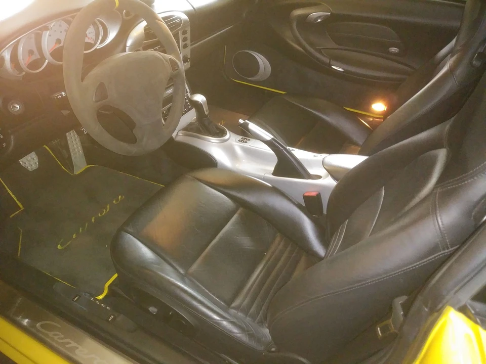 2001 Porsche 996 Carrera - Image 4 of 16