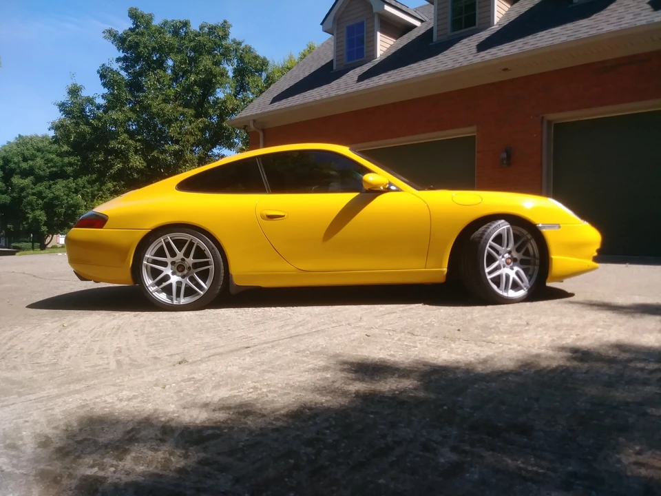 2001 Porsche 996 Carrera - Image 10 of 16