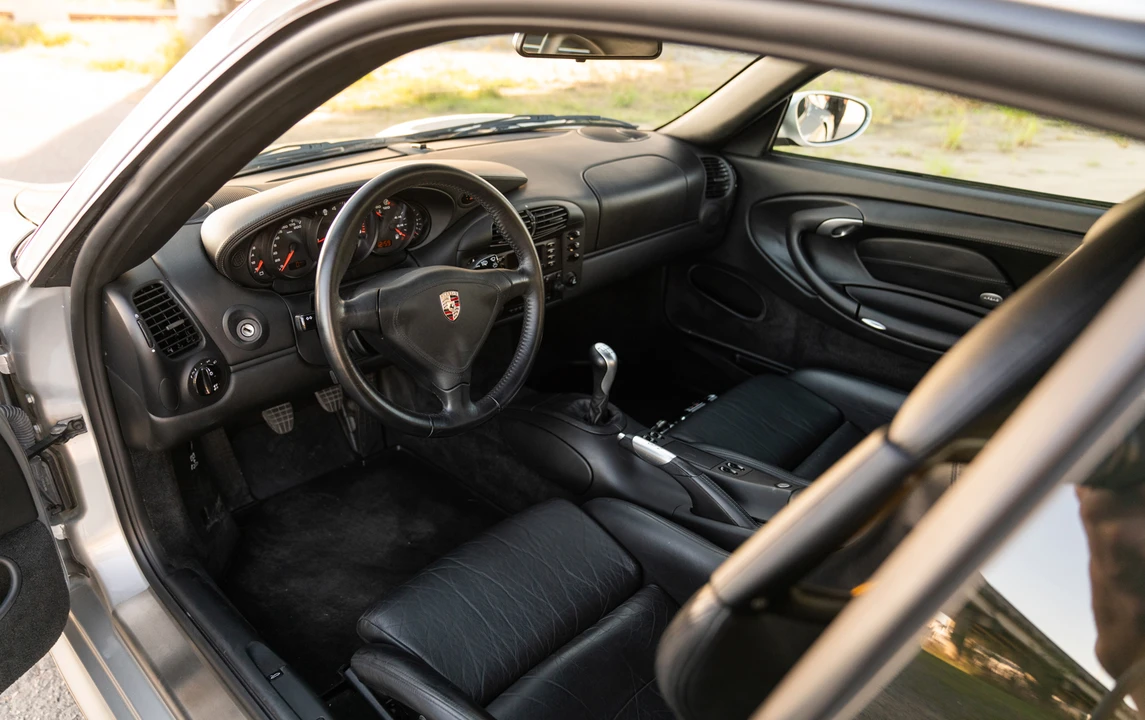 2001 Porsche 996 GT2 - Image 24 of 31