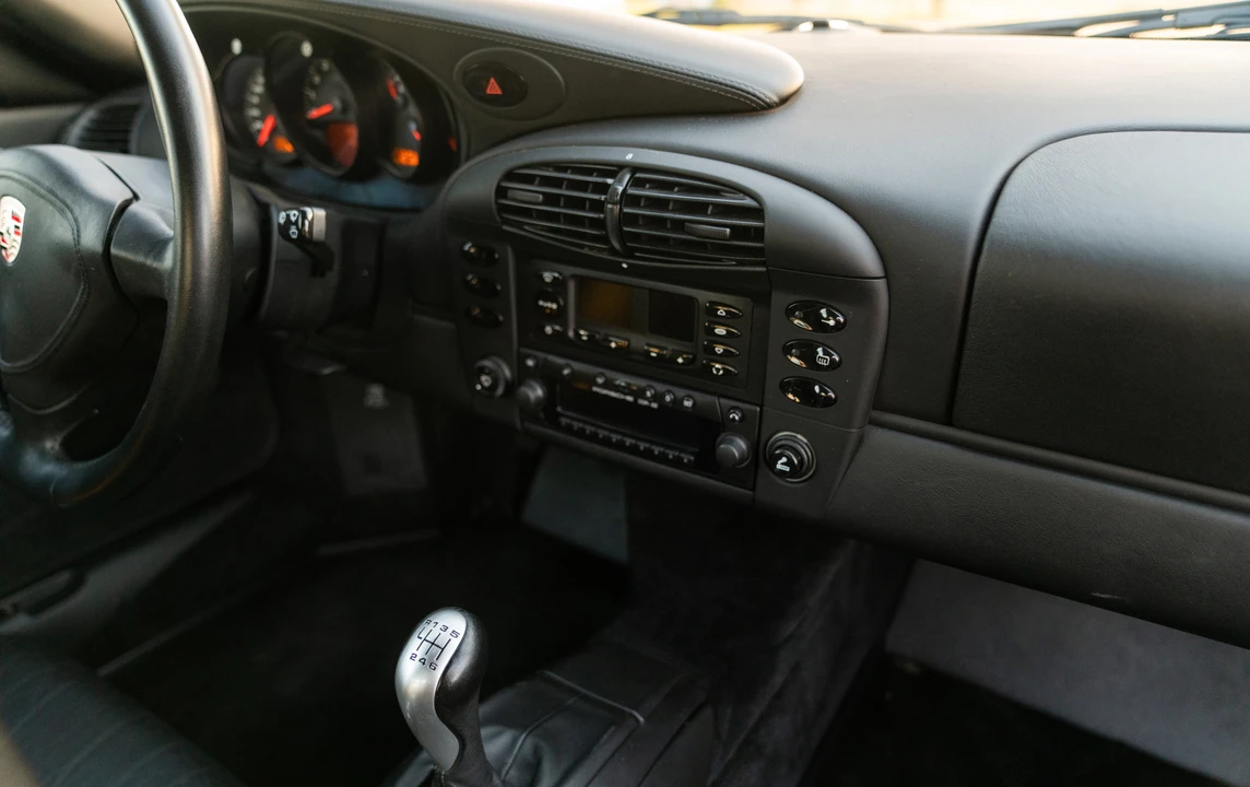 2001 Porsche 996 GT2 - Image 28 of 31