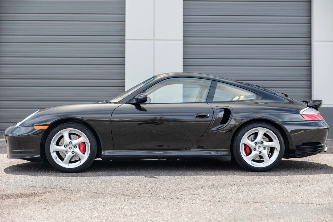 2001 Porsche 996 Turbo - Image 8 of 31