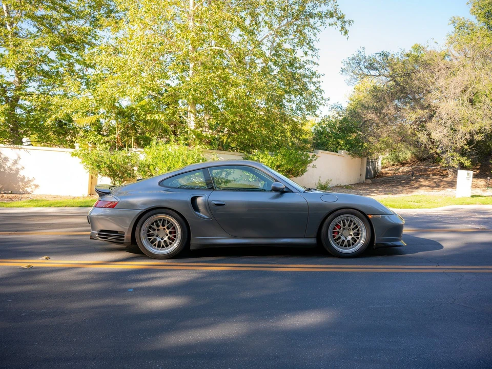 2001 Porsche 996 Turbo - Image 5 of 31