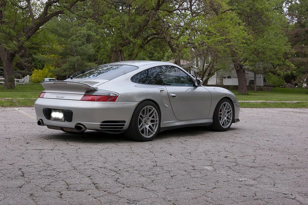 2001 Porsche 996 Turbo - Image 7 of 22