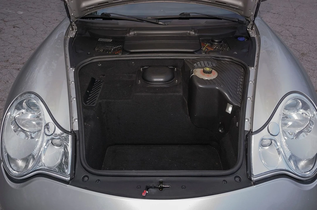 2001 Porsche 996 Turbo - Image 13 of 22