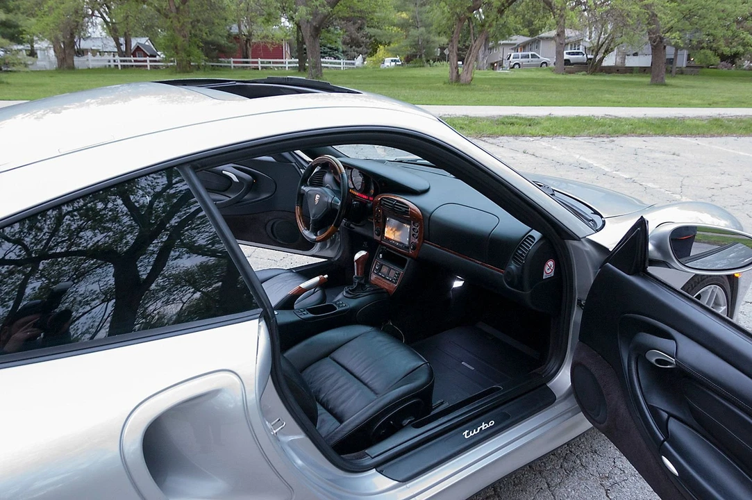 2001 Porsche 996 Turbo - Image 21 of 22