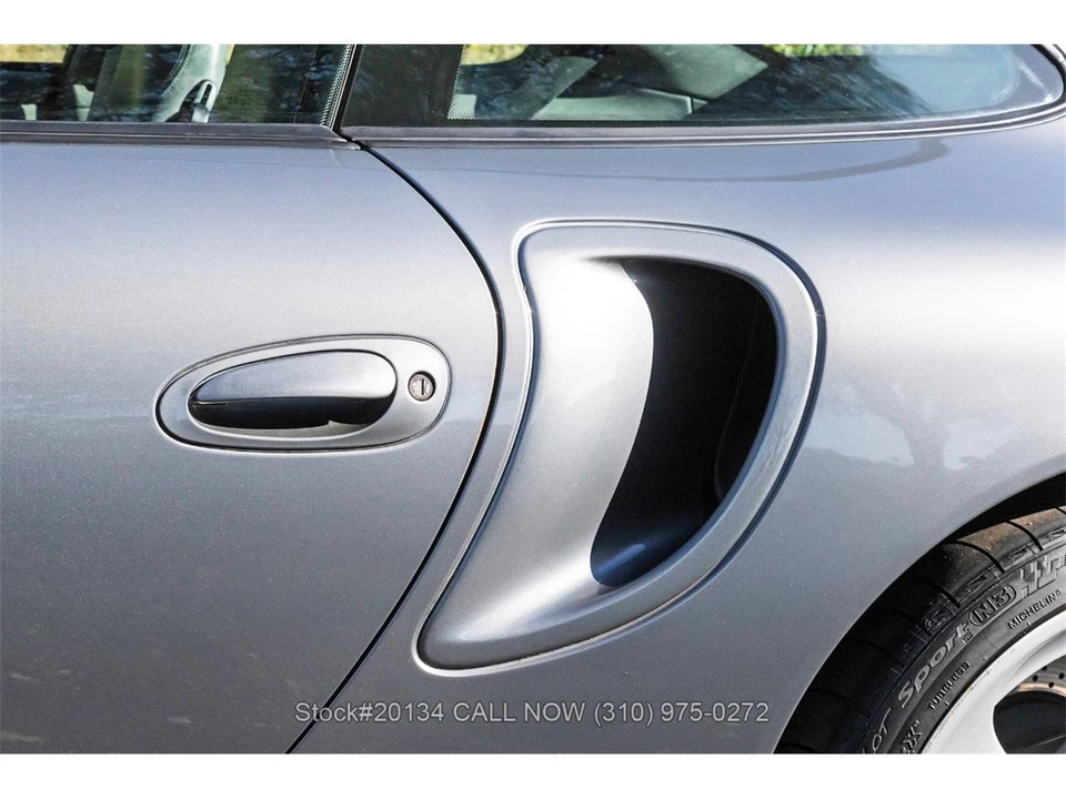 2001 Porsche 996 Carrera - Image 21 of 31