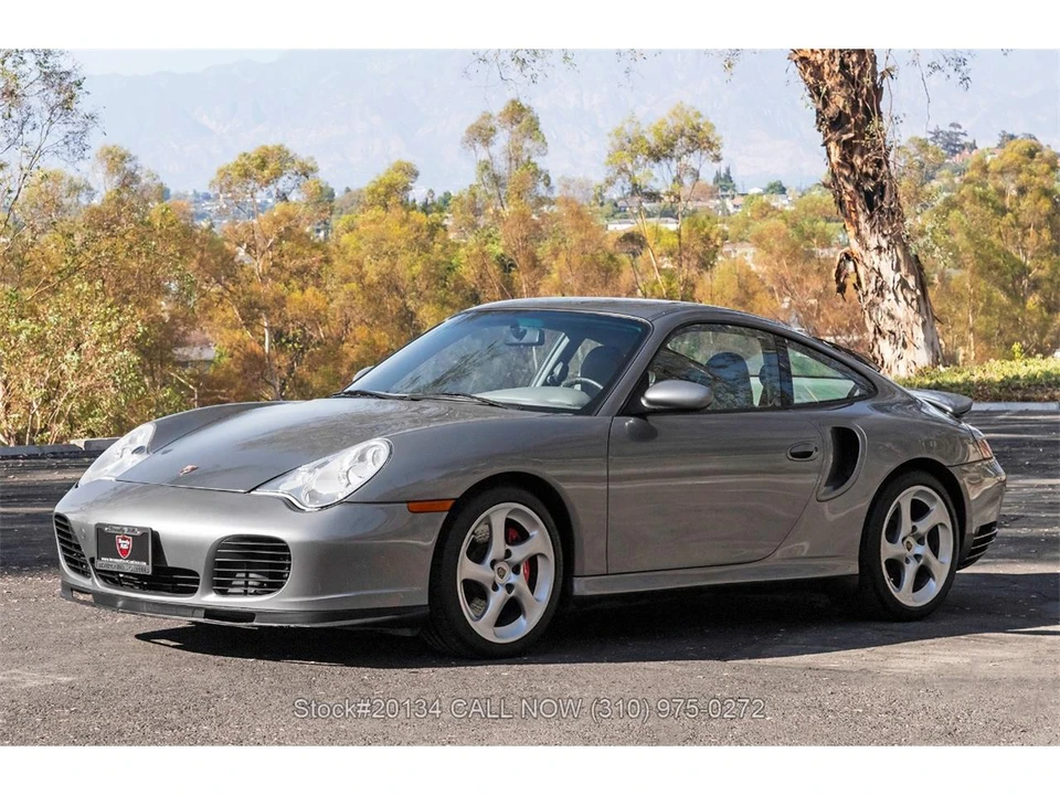2001 Porsche 996 Carrera - Image 10 of 31