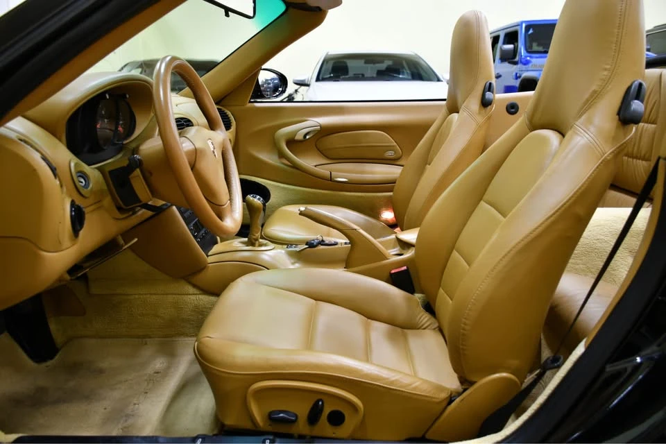 2001 Porsche 996 Carrera - Image 6 of 10