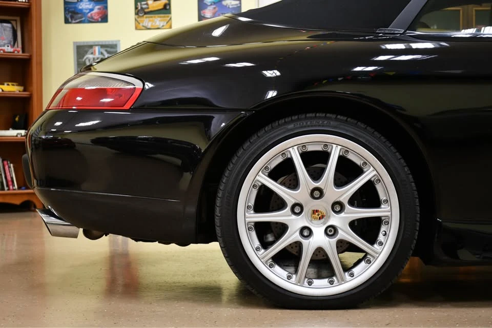2001 Porsche 996 Carrera - Image 4 of 10