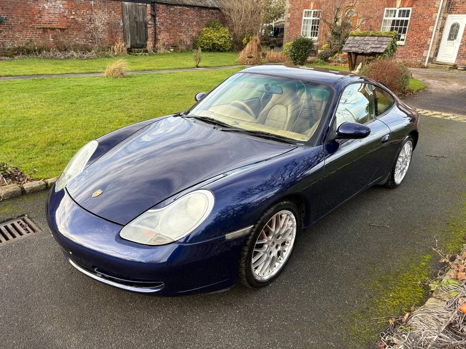 2001 Porsche 996 Carrera - Image 29 of 30