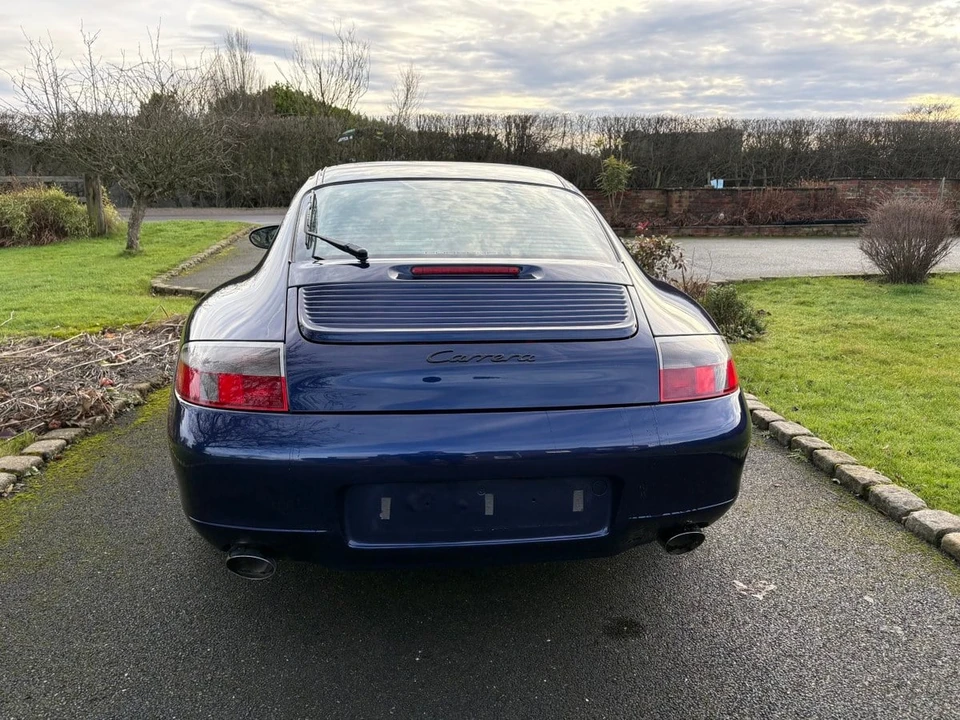 2001 Porsche 996 Carrera - Image 24 of 30