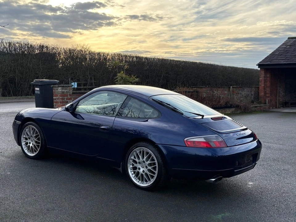 2001 Porsche 996 Carrera - Image 5 of 30