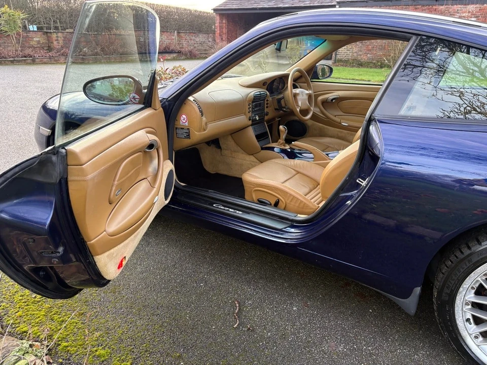 2001 Porsche 996 Carrera - Image 4 of 30