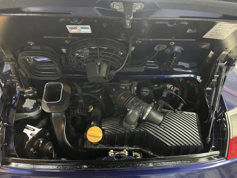 2001 Porsche 996 Carrera - Image 14 of 30