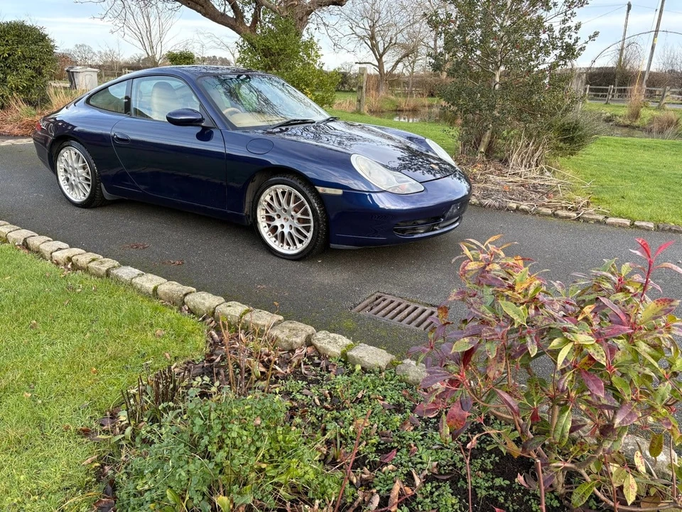 2001 Porsche 996 Carrera - Image 26 of 30