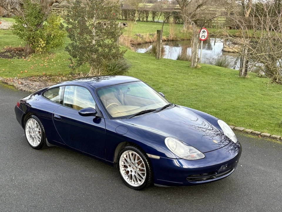 2001 Porsche 996 Carrera - Image 13 of 30