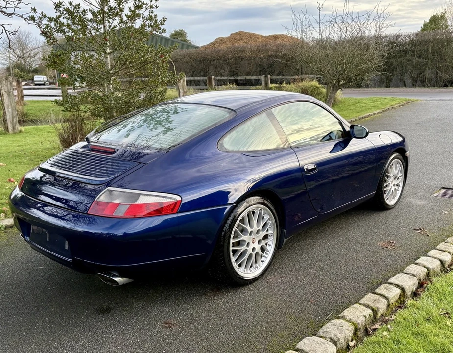 2001 Porsche 996 Carrera - Image 7 of 30