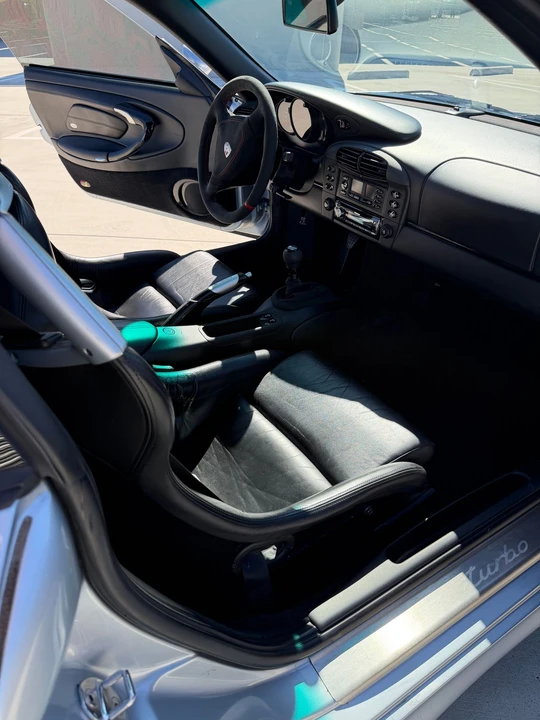 2001 Porsche 996 Turbo - Image 14 of 20