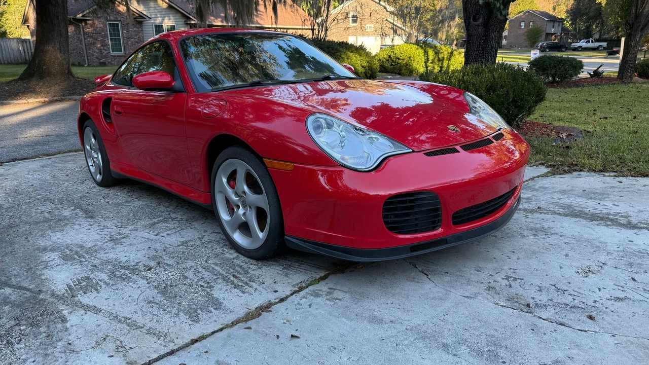 Porsche 996 Turbo - Image 2 of 31