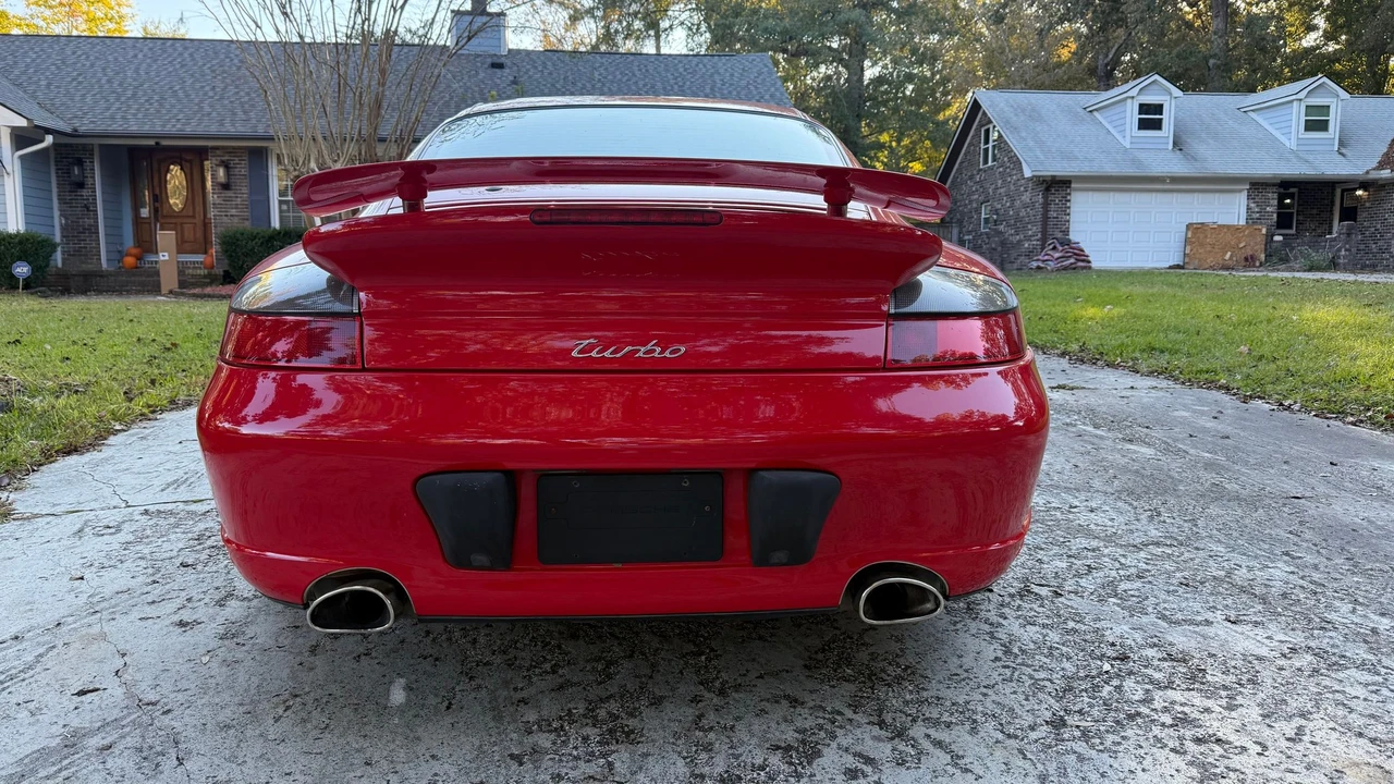 Porsche 996 Turbo - Image 23 of 31