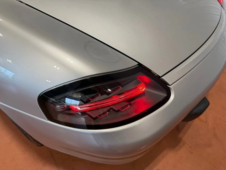 2001 Porsche 986 Boxster - Image 18 of 20