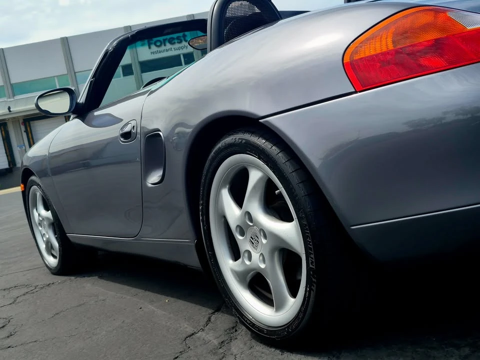 2001 Porsche 986 Boxster - Image 17 of 20