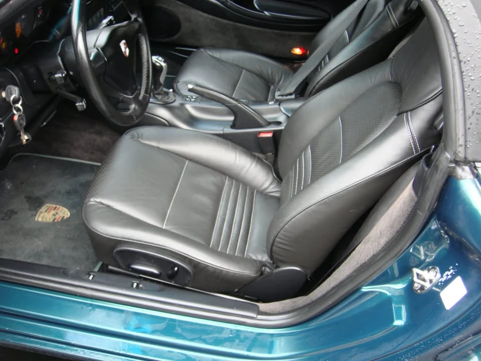 2001 Porsche 986 Boxster - Image 14 of 19