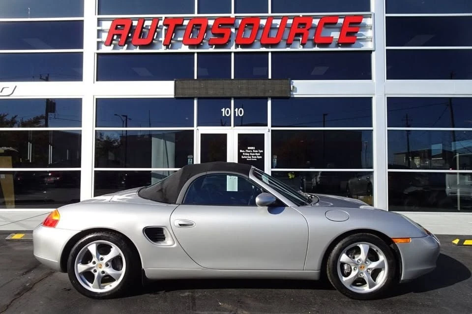 2001 Porsche 986 Boxster - Image 9 of 19