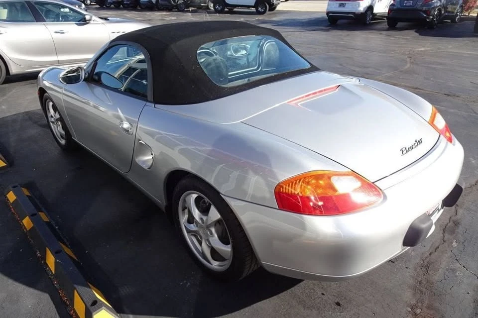 2001 Porsche 986 Boxster - Image 14 of 19