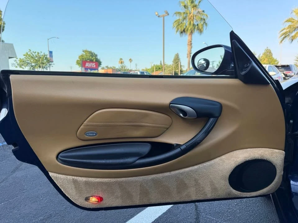 2001 Porsche 986 Boxster - Image 13 of 19