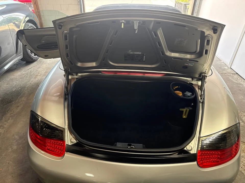 2001 Porsche 986 Boxster - Image 9 of 21