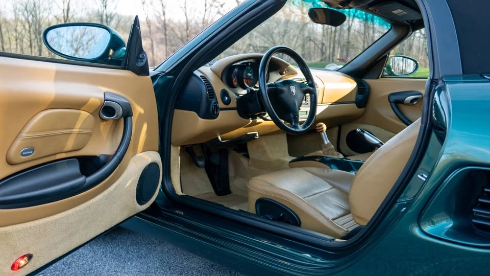 2001 Porsche 986 Boxster - Image 10 of 12