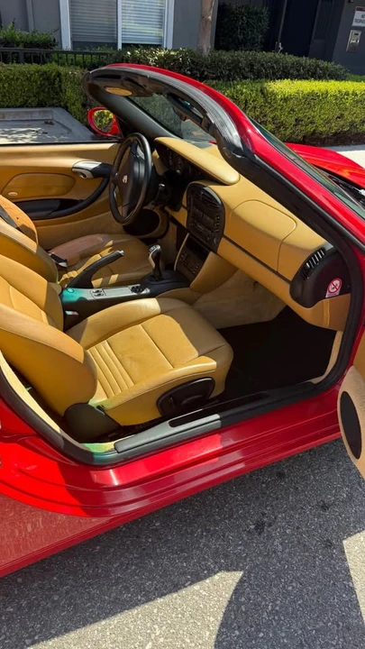 2001 Porsche 986 Boxster - Image 10 of 20