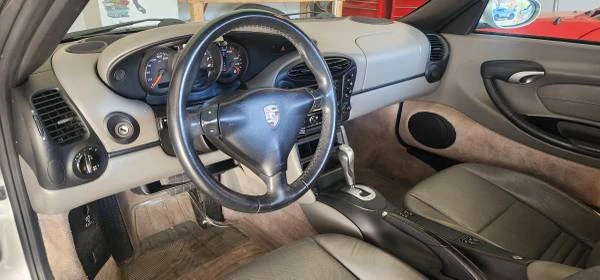 2001 Porsche 986 Boxster - Image 16 of 21