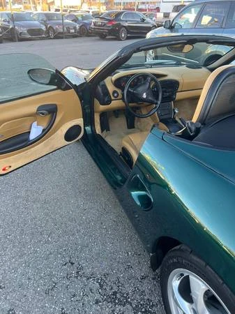 2001 Porsche 986 Boxster - Image 16 of 17