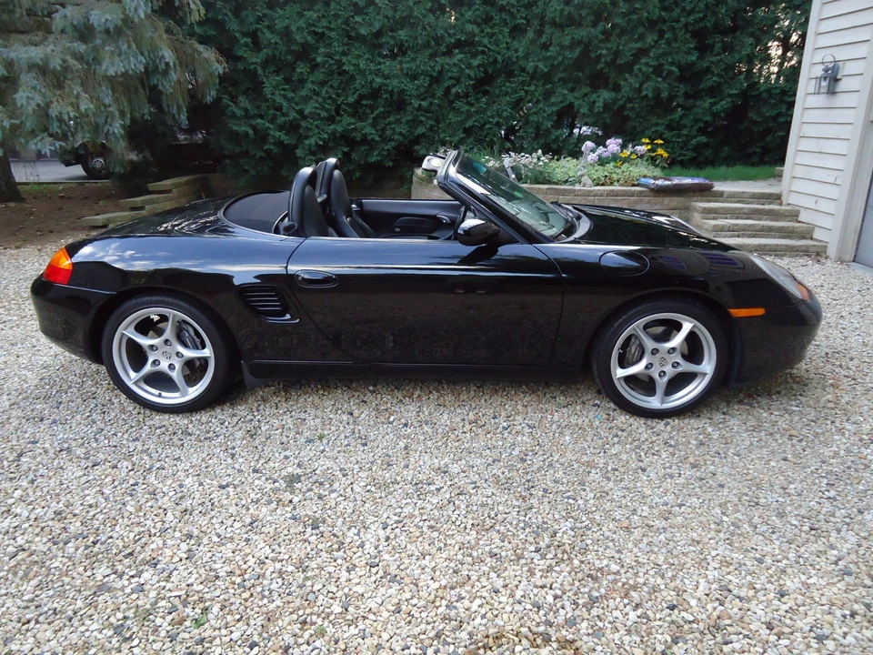 2001 Porsche 986 Boxster - Image 13 of 28