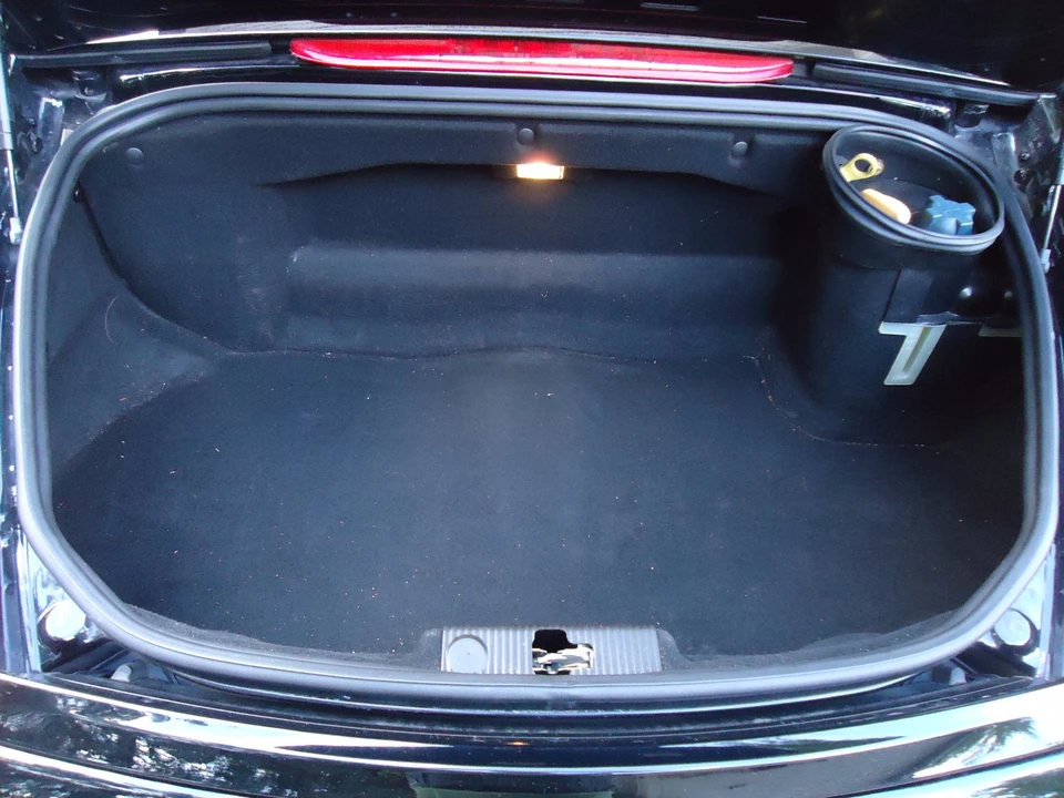 2001 Porsche 986 Boxster - Image 22 of 28