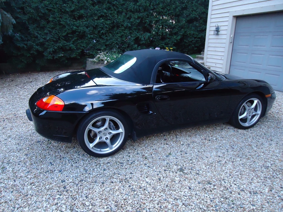 2001 Porsche 986 Boxster - Image 5 of 28