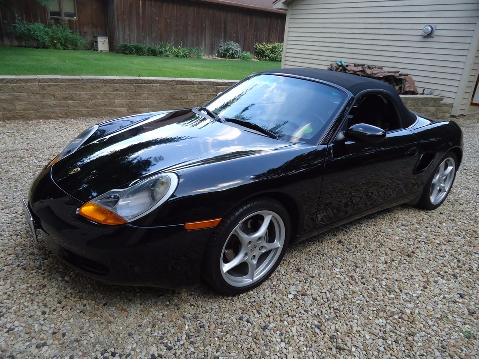 2001 Porsche 986 Boxster - Image 2 of 28