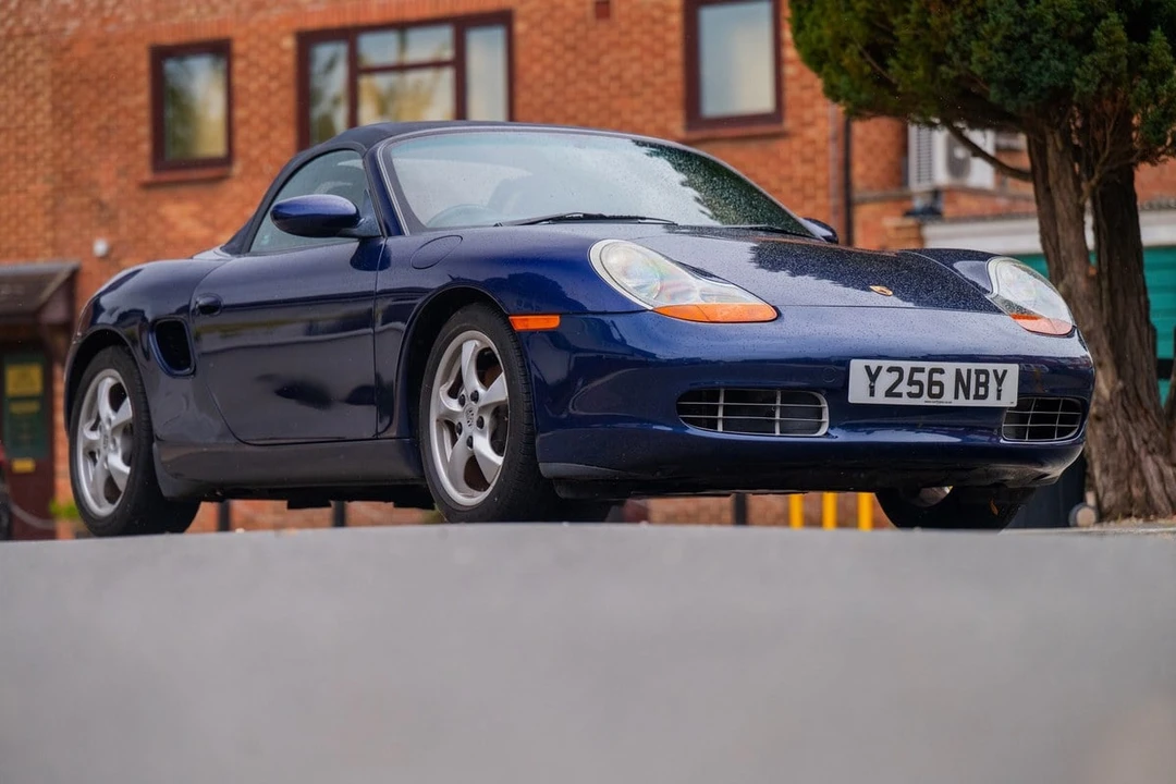 2001 Porsche 986 Boxster - Image 27 of 30