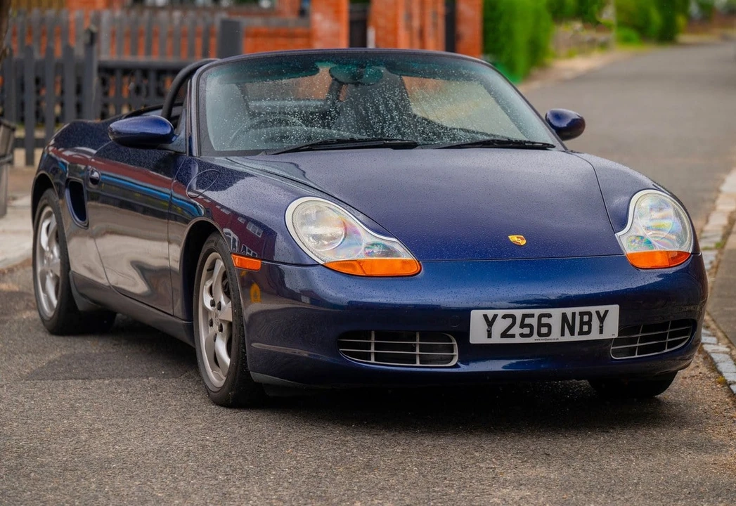 2001 Porsche 986 Boxster - Image 12 of 30