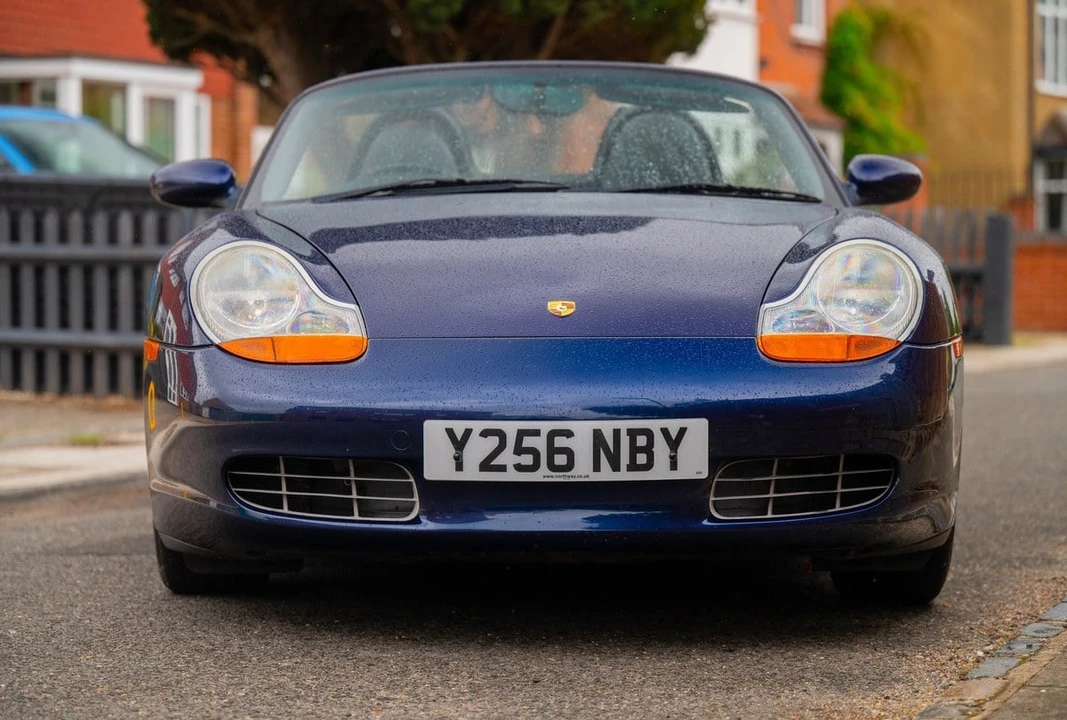 2001 Porsche 986 Boxster - Image 19 of 30