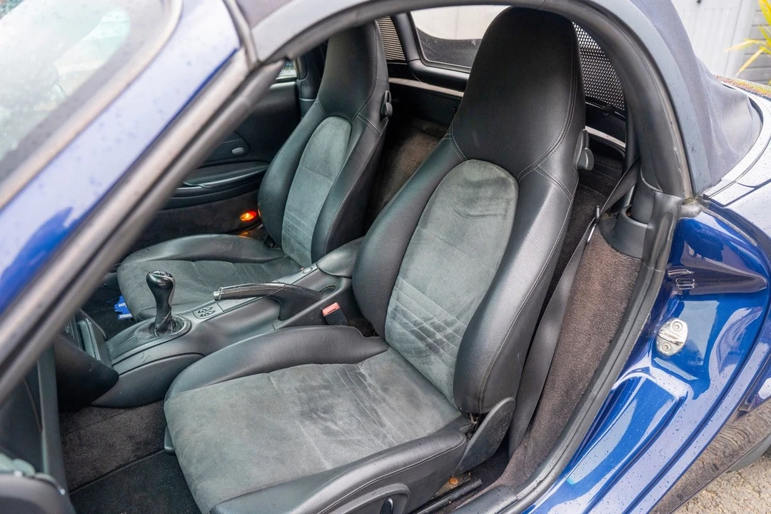 2001 Porsche 986 Boxster - Image 9 of 30