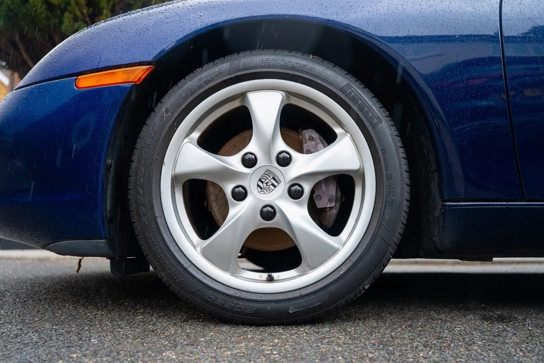 2001 Porsche 986 Boxster - Image 30 of 30