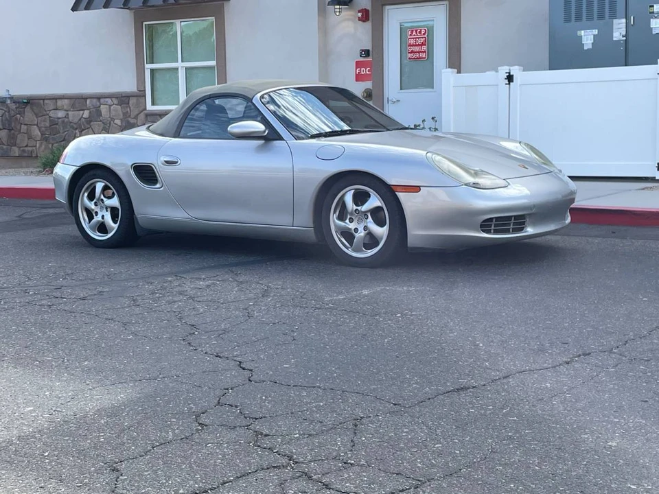 2001 Porsche 986 Boxster - Image 12 of 16