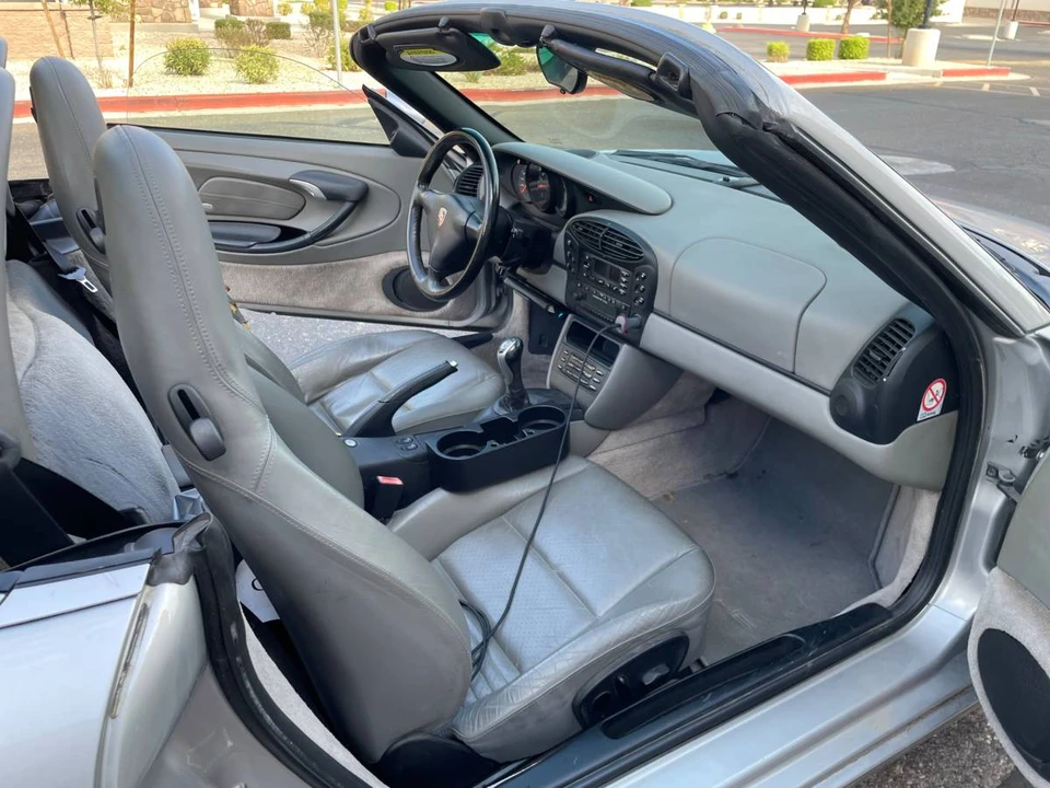 2001 Porsche 986 Boxster - Image 14 of 16