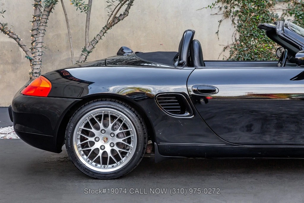 2001 Porsche 986 Boxster - Image 17 of 24