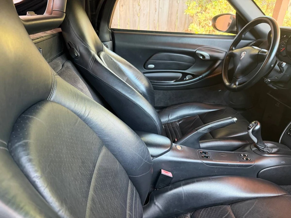 2001 Porsche 986 Boxster - Image 12 of 19