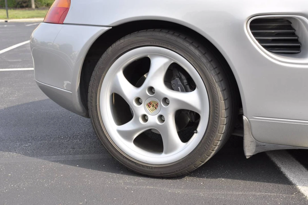 2001 Porsche 986 Boxster - Image 19 of 24