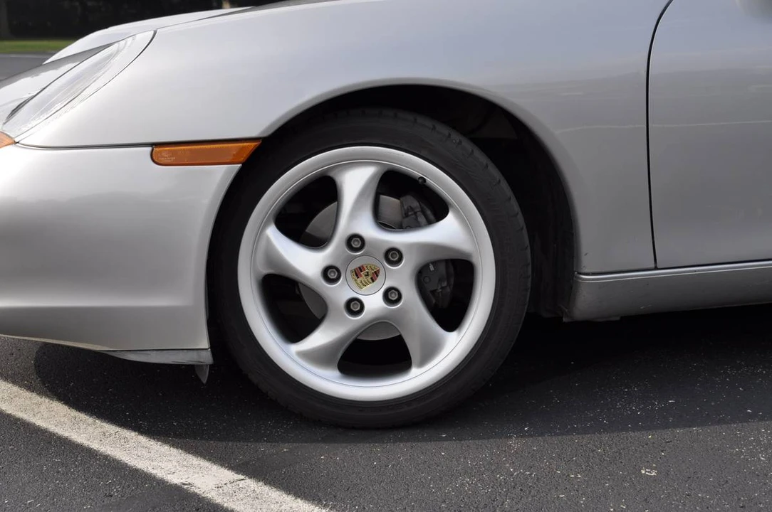 2001 Porsche 986 Boxster - Image 21 of 24